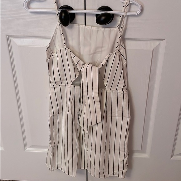 Dynamite Stripped Dress - Picture 3 of 3